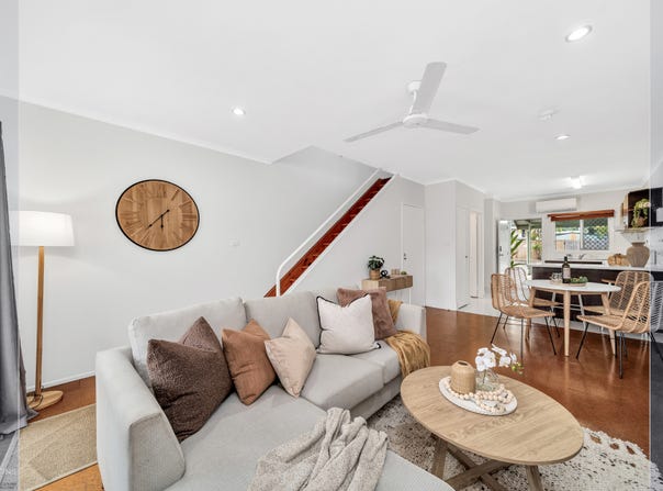 1/14 Springfield Crescent, Manoora, Qld 4870