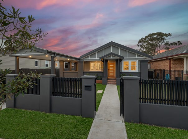 90 Lockyer Street, Adamstown, NSW 2289