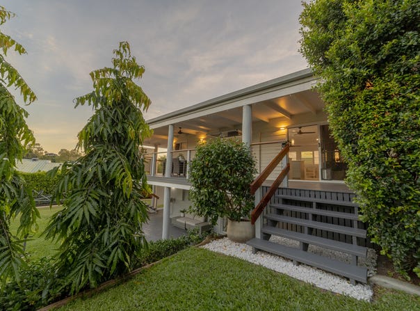 28 Murrays Road, Mount Pleasant, Qld 4740