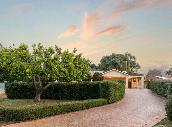 19 Christina Place, Lesmurdie, WA 6076