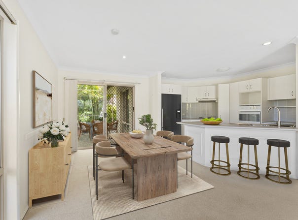 18/88 Cotlew Street East, Southport, Qld 4215