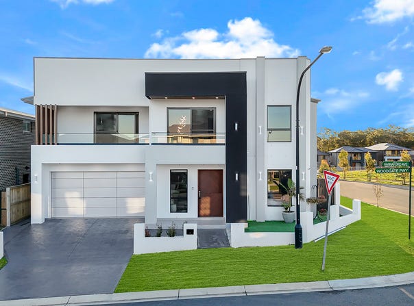 8 Woodgate Parkway, Box Hill, NSW 2765