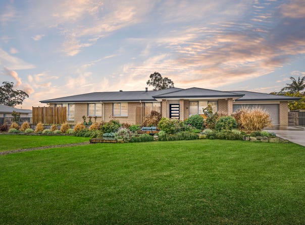 39 Federation Drive, Medowie, NSW 2318