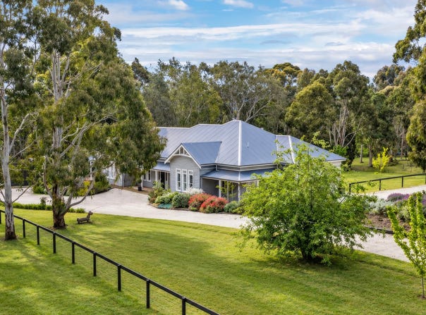 61A River Road, Hahndorf, SA 5245