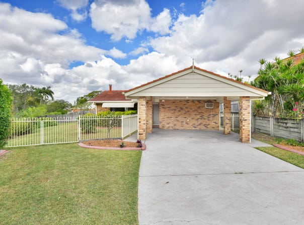 8 Athos Street, Riverhills, Qld 4074