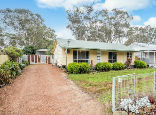 32 Jean Street, Longwood, Vic 3665