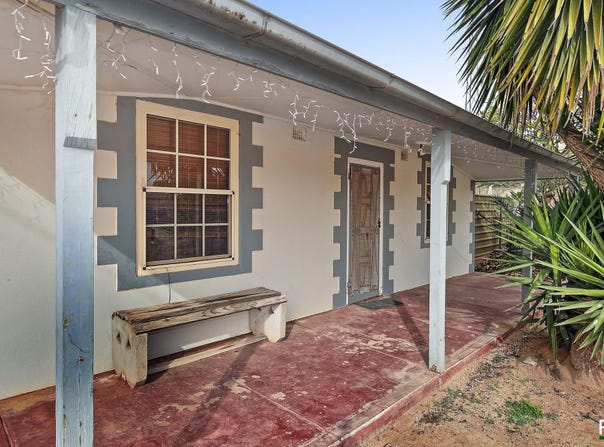 21 Angas Street, Cowell, SA 5602