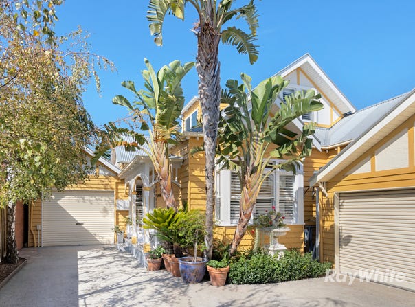 2/8 Clapham Road, Hughesdale, Vic 3166