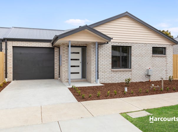 21 Robb Avenue, Hamlyn Heights, Vic 3215