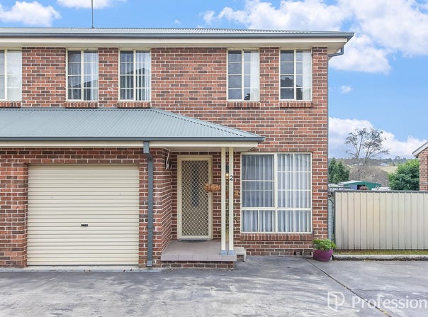 2/1A McIntosh Street, The Oaks, NSW 2570