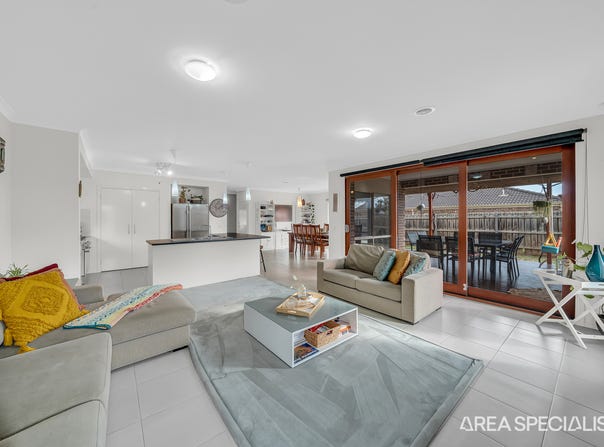 84 Dalray Crescent, Kurunjang, Vic 3337
