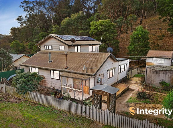 7 Long Gully Road, Flowerdale, Vic 3717