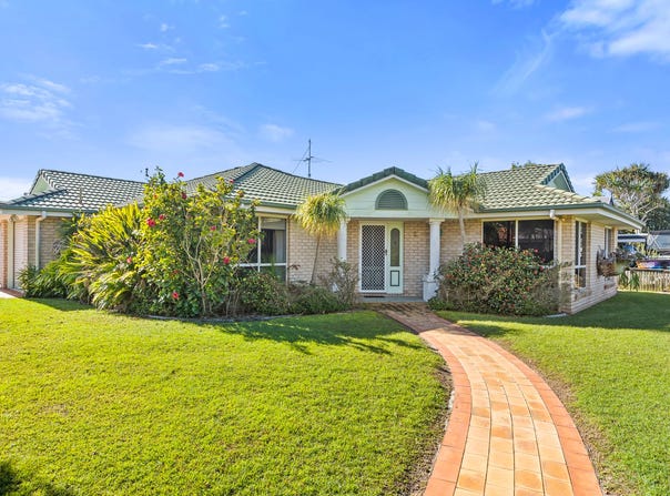 2 Acacia Crescent, Tin Can Bay, Qld 4580