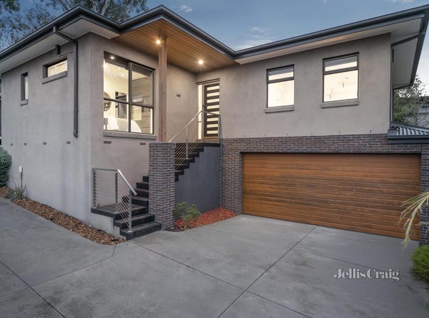2/11 Walsh Street, Eltham, Vic 3095