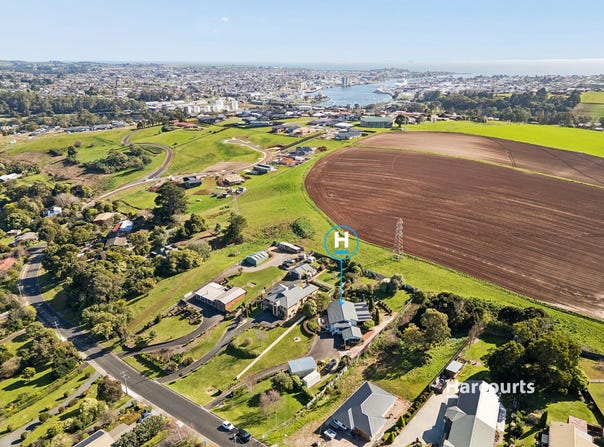 17 Highfield Road, Ambleside, Tas 7310