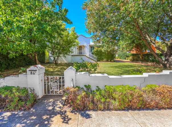 86 Napier Street, Tamworth, NSW 2340