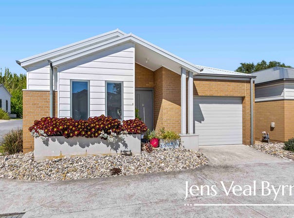 1 Millicent Place, Ballarat East, Vic 3350