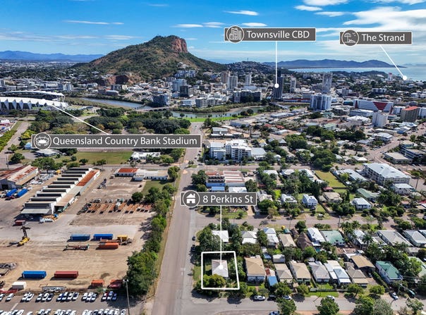 8 PERKINS STREET, South Townsville, Qld 4810