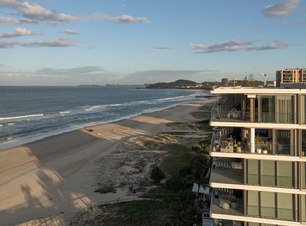 28/1 Nineteenth Avenue, Palm Beach, Qld 4221