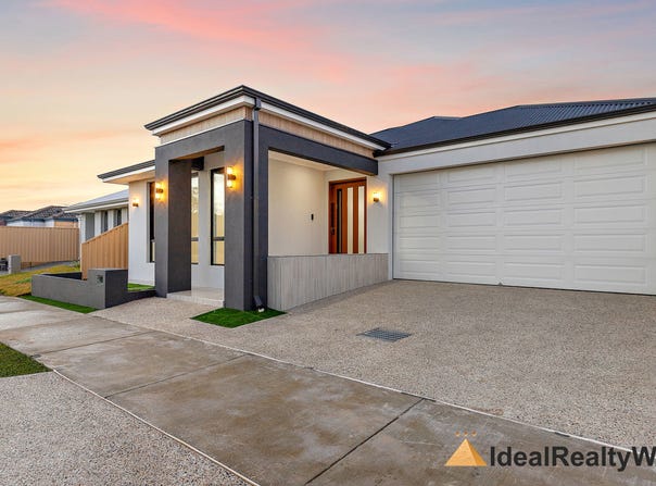 11 Lausanne Way, Canning Vale, WA 6155