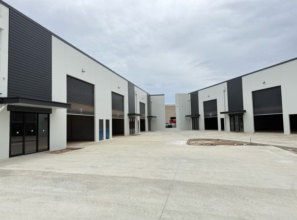 4 Trimmer Road, Elizabeth South, SA 5112