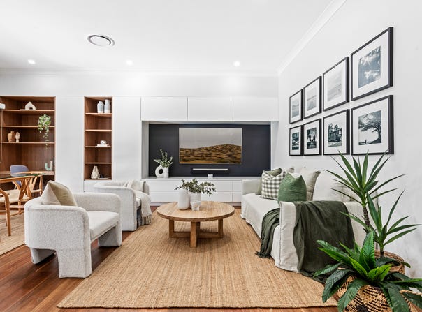 23 Lodge Avenue, Old Toongabbie, NSW 2146