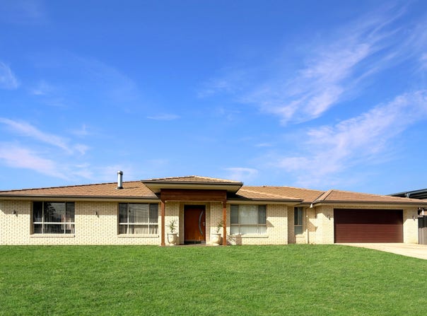 9 Bottle Brush Avenue, Gunnedah, NSW 2380