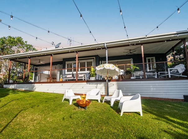 2 & 2A Seaview Street, Byron Bay, NSW 2481