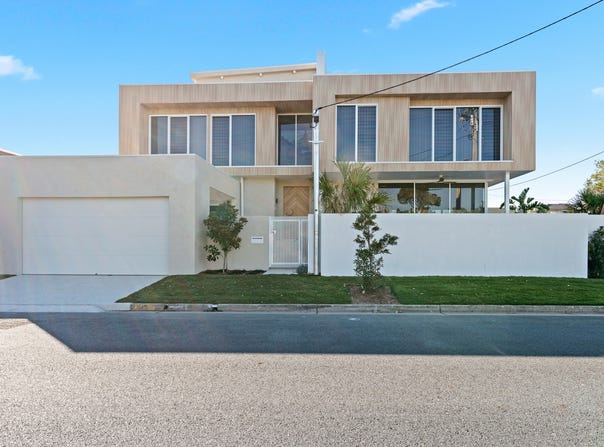 1/33 Merrimac Boulevard, Broadbeach Waters, Qld 4218