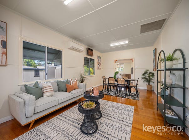 28 Railway Avenue, Railway Estate, Qld 4810
