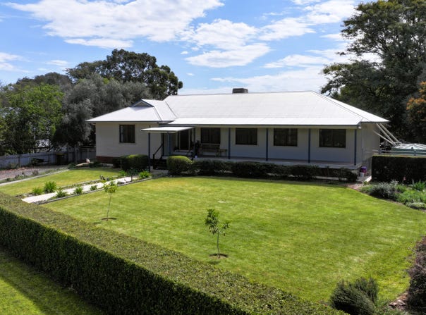 53 Carbeen ST, Moree, NSW 2400