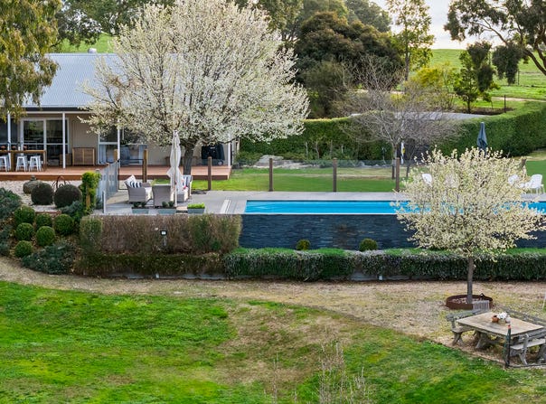 481 Bendigo-Sutton Grange Road, Elphinstone, Vic 3448