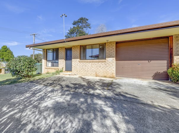 1/4 Collin Tait Avenue, West Kempsey, NSW 2440