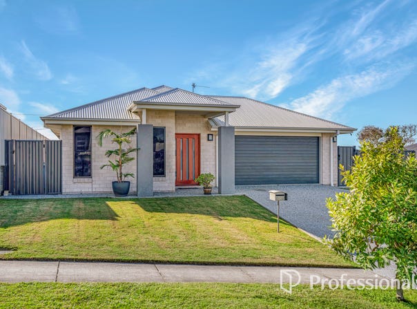 34 Panda Street, Southside, Qld 4570