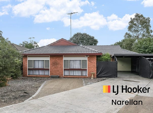10 Tammar Place, St Helens Park, NSW 2560