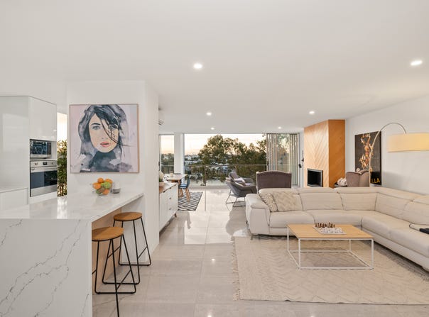 17/92 Macquarie Street, St Lucia, Qld 4067
