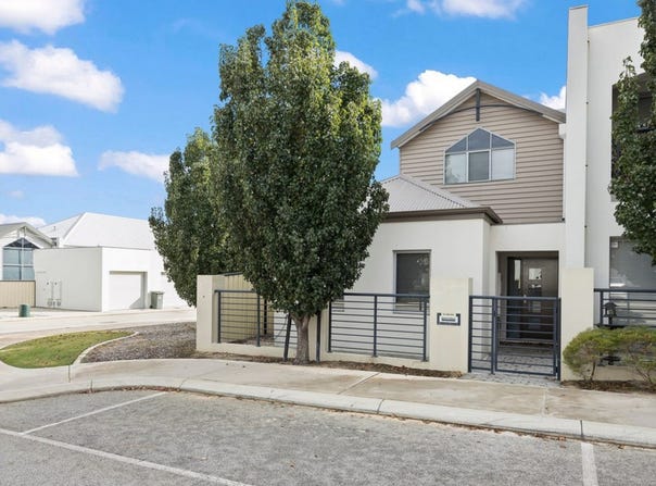 1 Kitson Turn, Clarkson, WA 6030