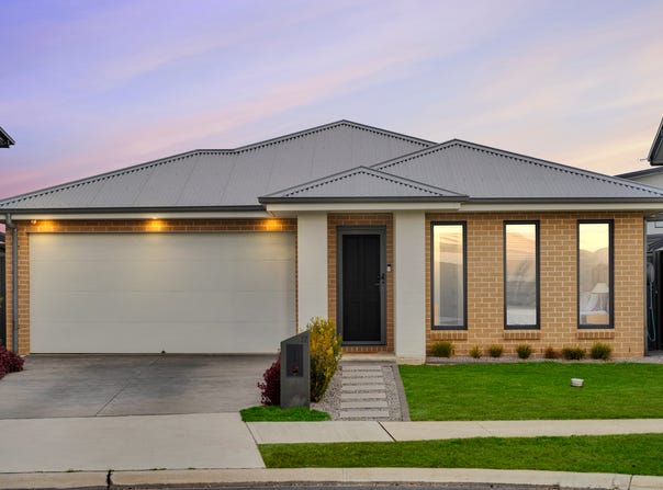 17 Heffernan Street, Catherine Field, NSW 2557
