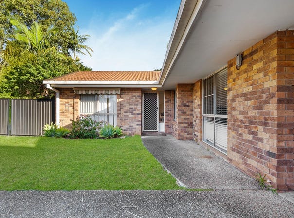 2/10 Ash Court, Arundel, Qld 4214