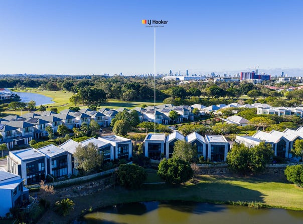 82 Peninsula Drive, Robina, Qld 4226