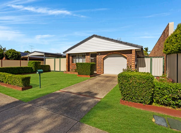 1/96 Christine Avenue, Burleigh Waters, Qld 4220