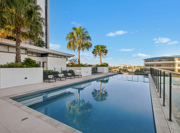 30705/2 Main Street, Varsity Lakes, Qld 4227