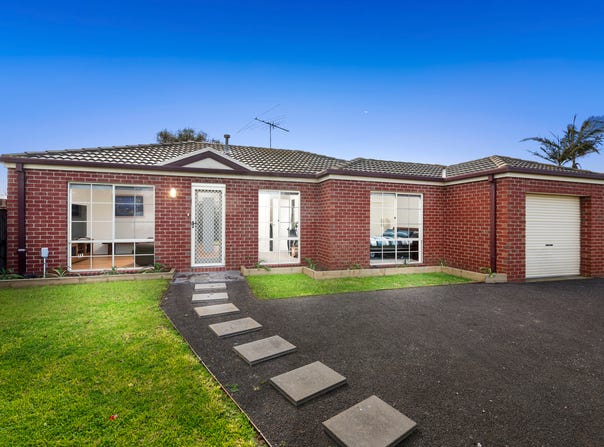 4 Taminga Mews, St Albans Park, Vic 3219