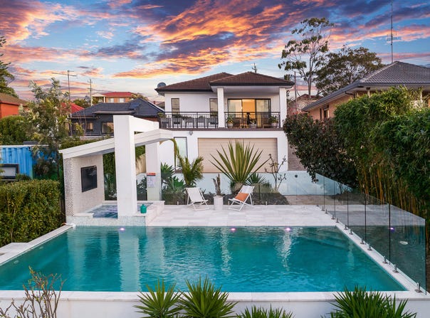 30 Trevor Avenue, Lake Heights, NSW 2502