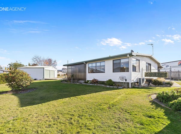 95 South Road, Penguin, Tas 7316