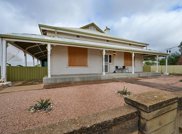 10 Richmond St, Quorn, SA 5433
