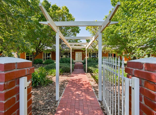 902 Koorlong Avenue, Irymple, Vic 3498