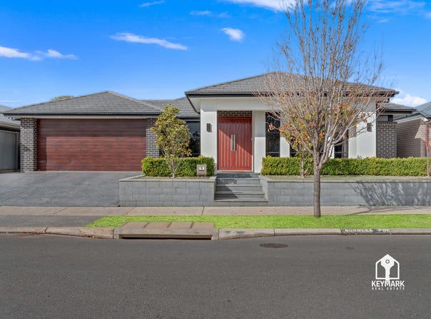 38 Burnlea Parade, Blakeview, SA 5114