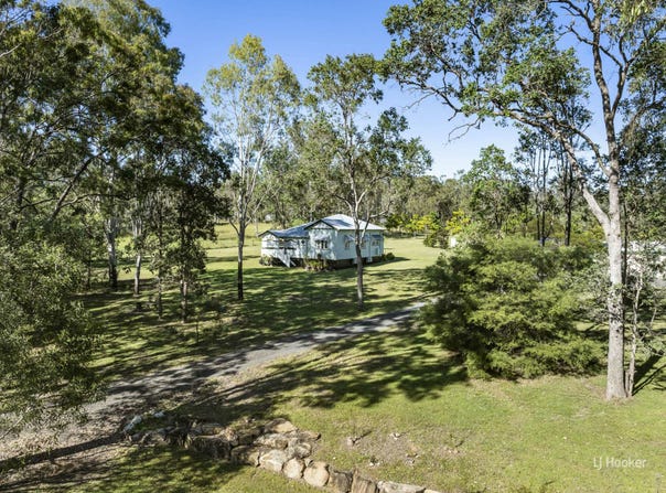 87 Cedar Avenue, Esk, Qld 4312