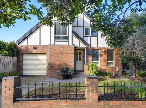 1/8 Jean Street, Reservoir, Vic 3073